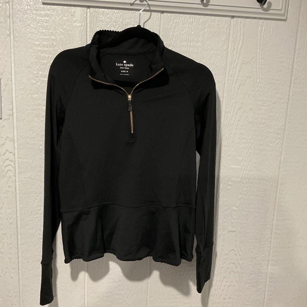 KATE SPADE ATHLETIC TOP ,( MEDIUM) USED